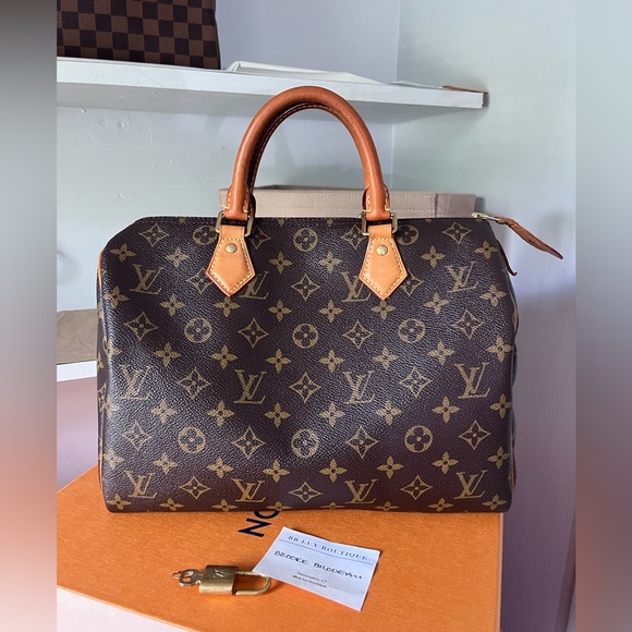 Authentic Louis Vuitton Speedy 30 Monogram - Timeless & Iconic - Picture 5 of 16